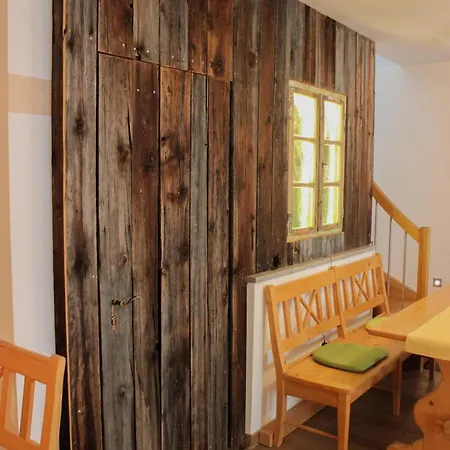 Wirtsberg & Cafe לינה וארוחת בוקר 3*