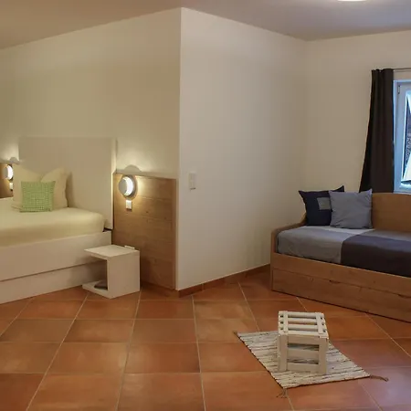 Nocleg ze śniadaniem Wirtsberg & Cafe Eching (Freising)