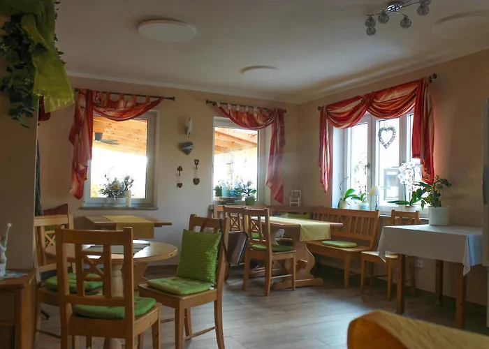 Bed and Breakfast Wirtsberg & Cafe