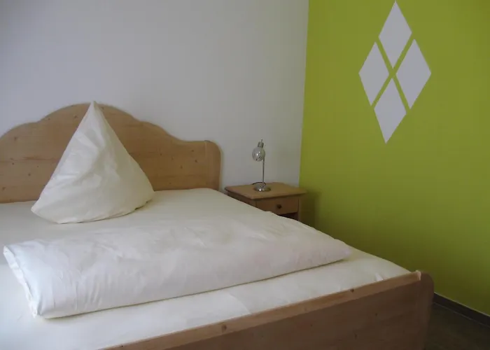 Bed & Breakfast Wirtsberg & Cafe 3*